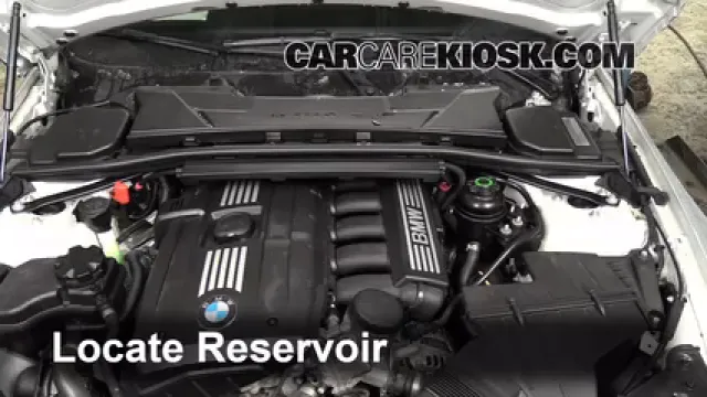 2011 BMW 328i xDrive 3.0L 6 Cyl. Coupe (2 Door) Liquide essuie-glace Ajouter du liquide